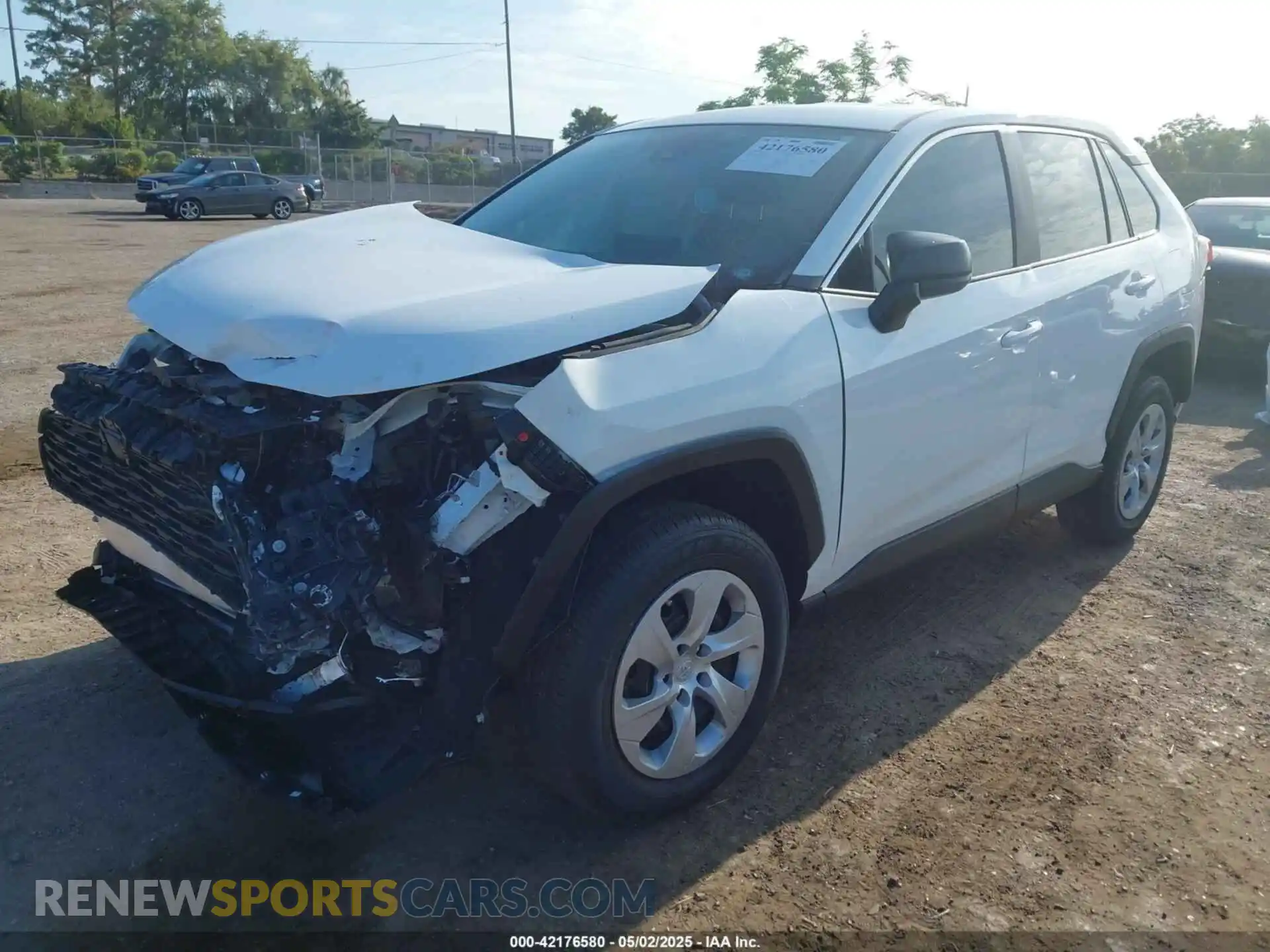 2 Photograph of a damaged car 2T3H1RFV1SC306602 TOYOTA RAV4 2025
