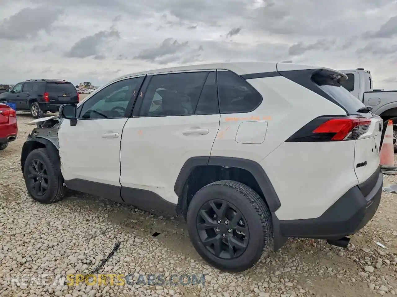 2 Photograph of a damaged car 2T3H1RFV1SC338594 TOYOTA RAV4 2025