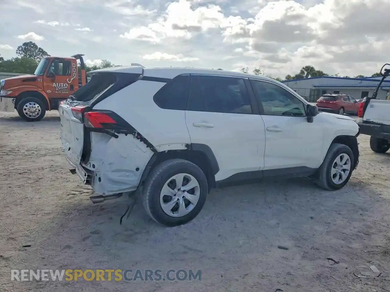 3 Photograph of a damaged car 2T3H1RFV1SW405418 TOYOTA RAV4 2025