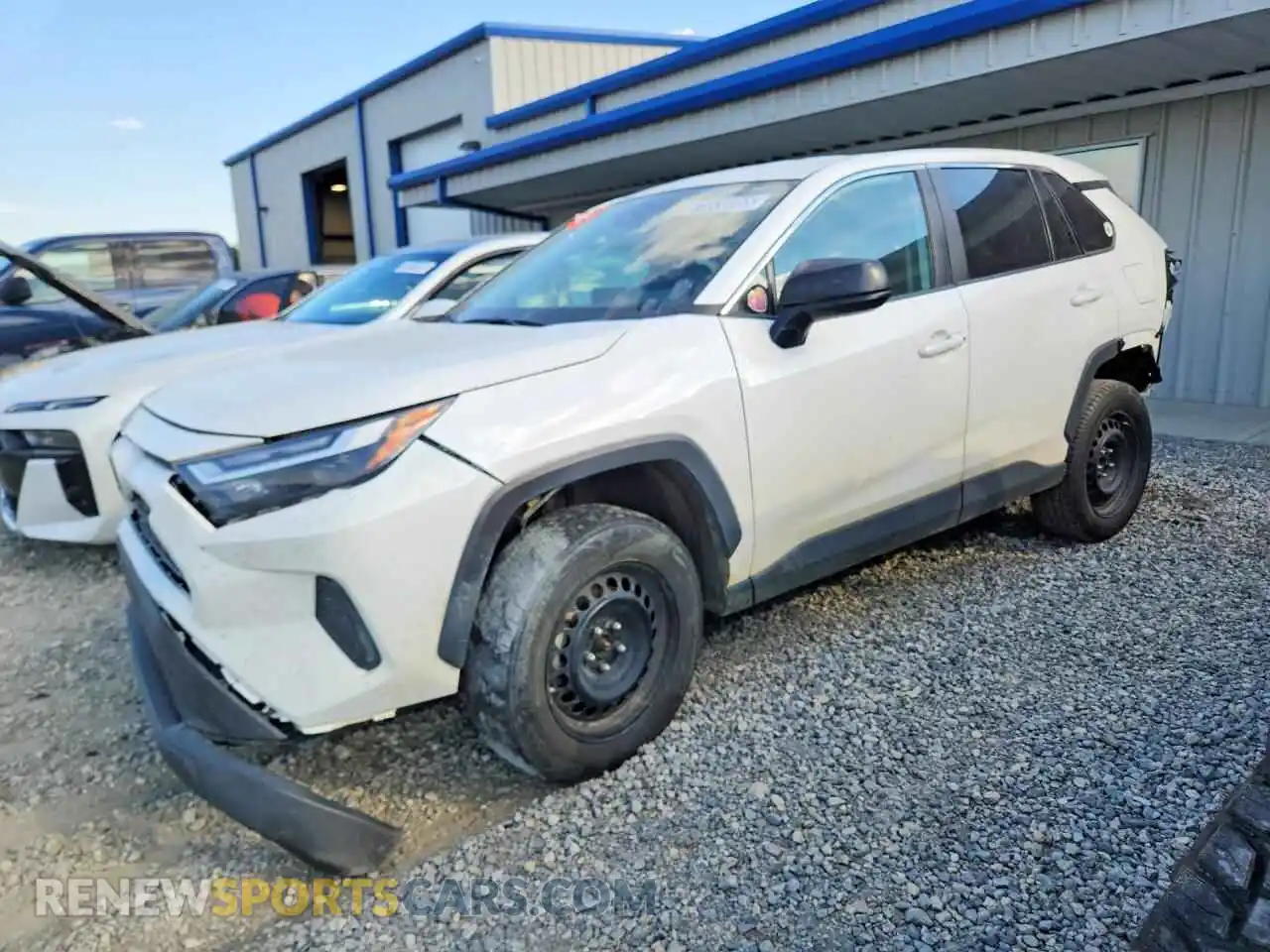 1 Photograph of a damaged car 2T3H1RFV2SC352181 TOYOTA RAV4 2025