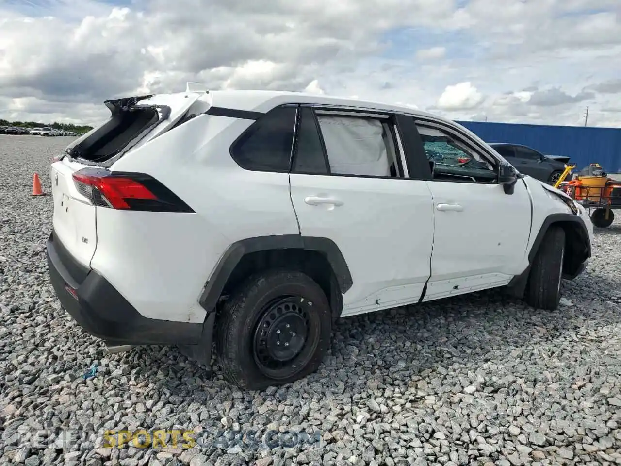 3 Photograph of a damaged car 2T3H1RFV2SW383056 TOYOTA RAV4 2025