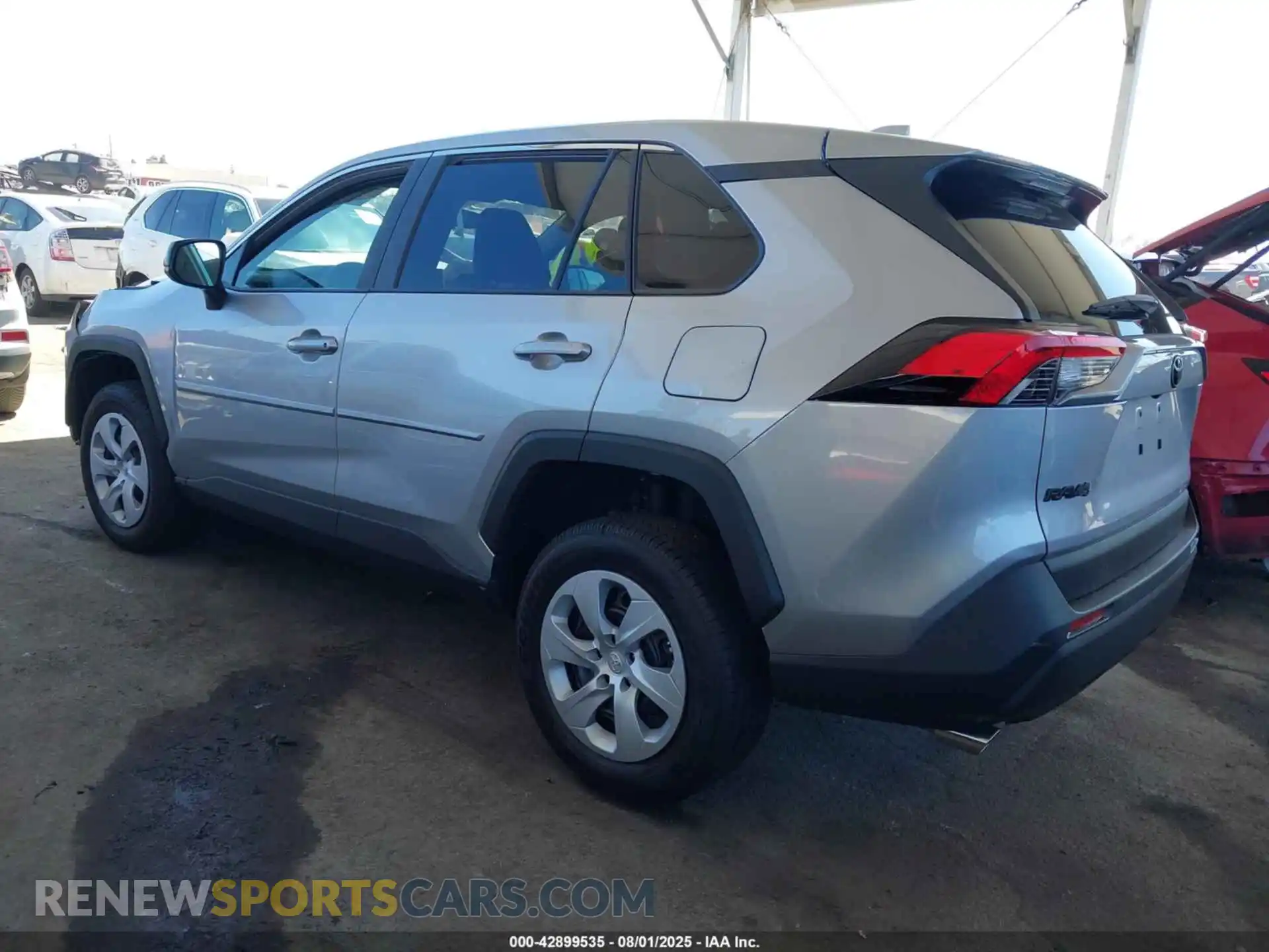 3 fotografías del automóvil dañado 2T3H1RFV3SC338046 TOYOTA RAV4 2025