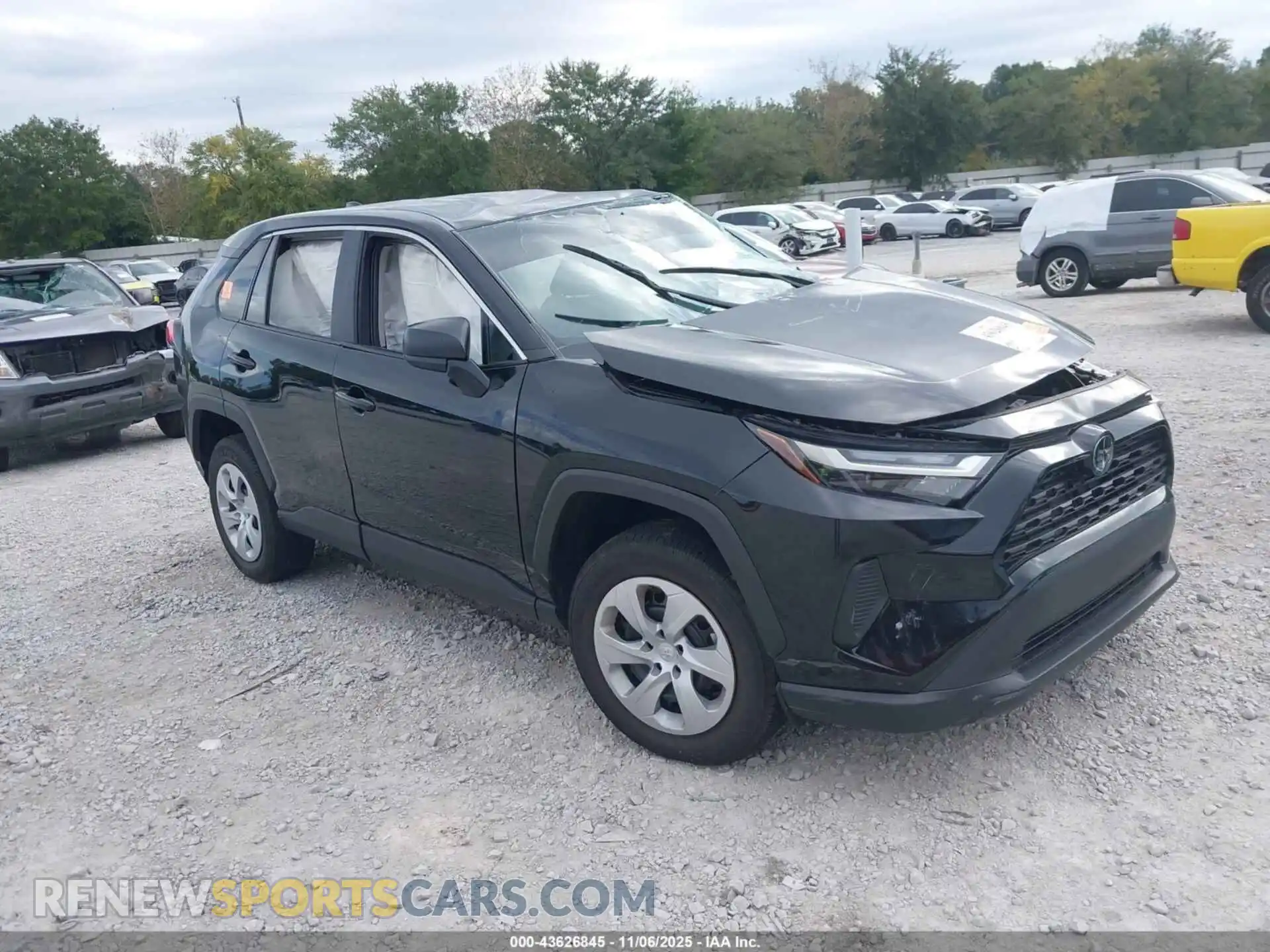 1 Photograph of a damaged car 2T3H1RFV4SC337049 TOYOTA RAV4 2025