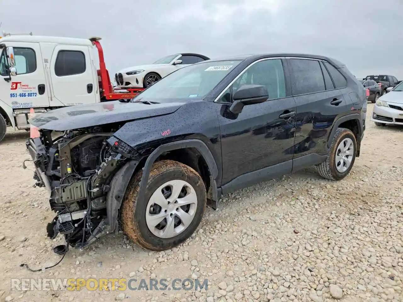 1 Photograph of a damaged car 2T3H1RFV4SW371474 TOYOTA RAV4 2025