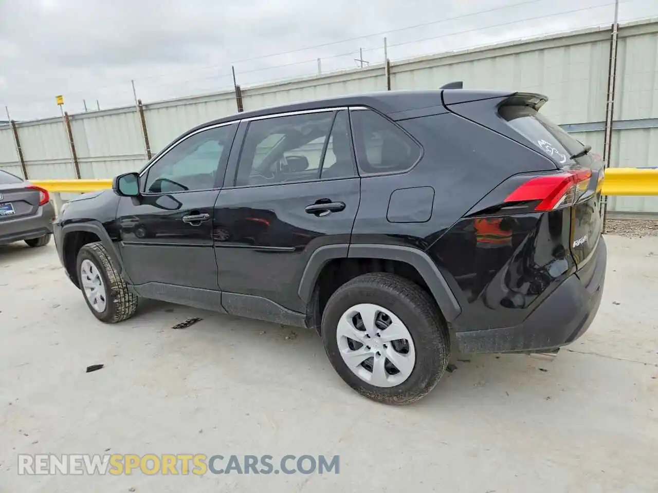 2 Photograph of a damaged car 2T3H1RFV4SW421158 TOYOTA RAV4 2025