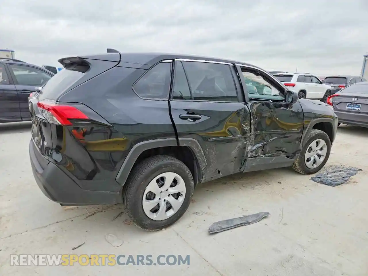 3 Photograph of a damaged car 2T3H1RFV4SW421158 TOYOTA RAV4 2025