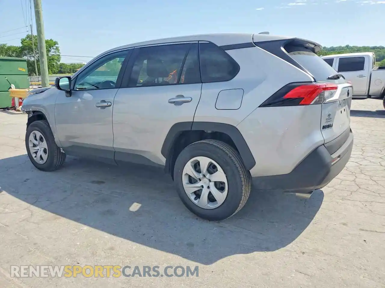 2 Photograph of a damaged car 2T3H1RFV4SW434542 TOYOTA RAV4 2025