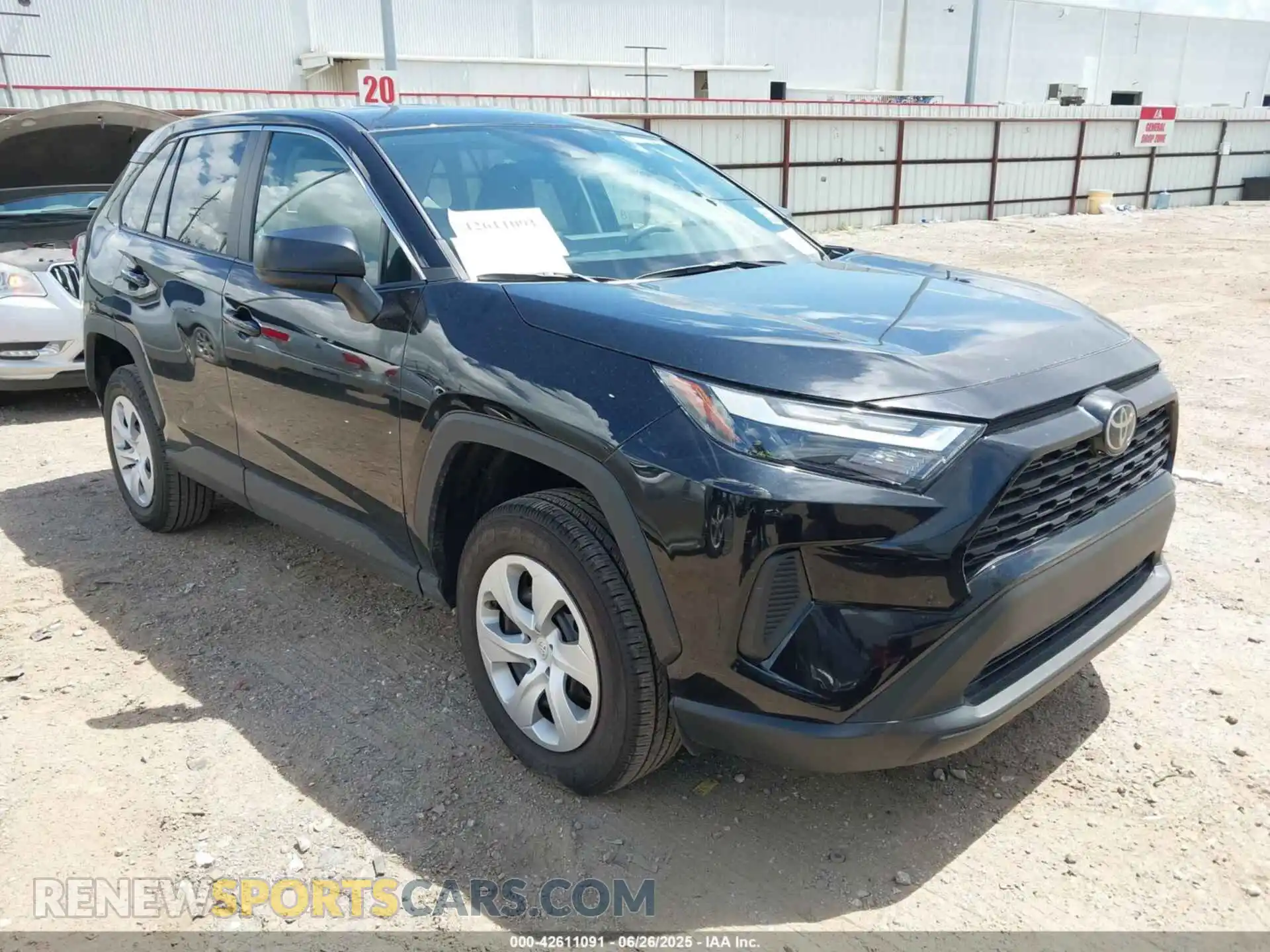 1 Photograph of a damaged car 2T3H1RFV5SC318896 TOYOTA RAV4 2025