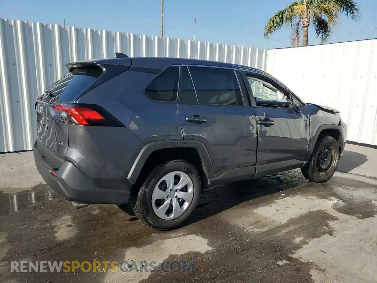 3 Фотография поврежденного автомобиля 2T3H1RFV5SW367210 TOYOTA RAV4 2025