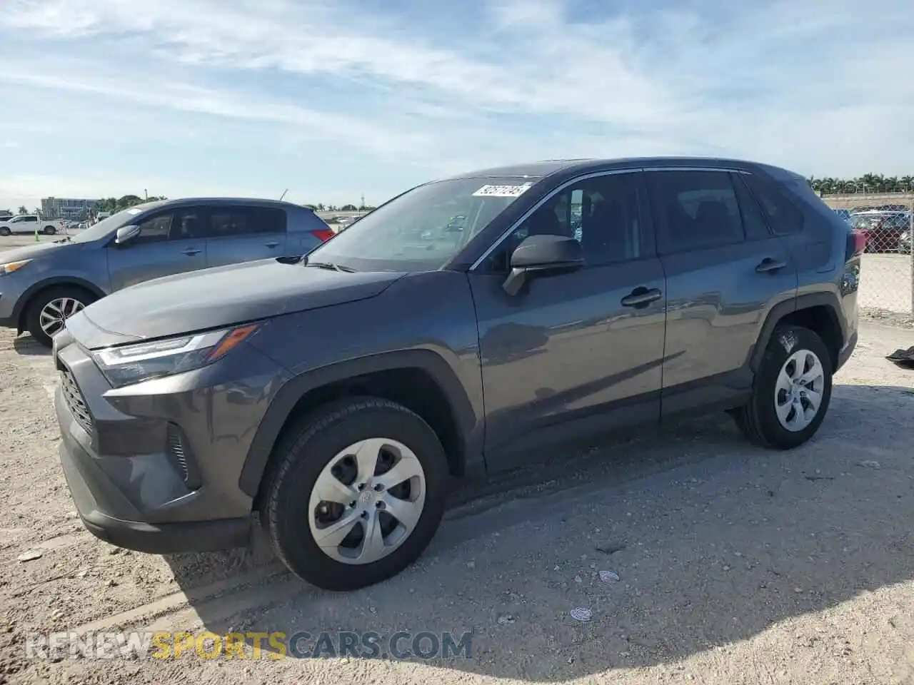 1 Photograph of a damaged car 2T3H1RFV5SW371774 TOYOTA RAV4 2025