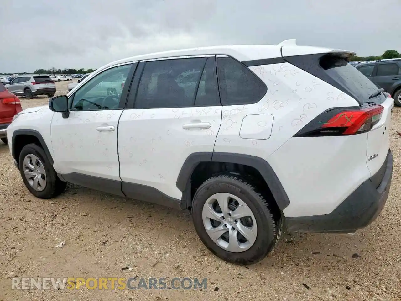 2 Фотография поврежденного автомобиля 2T3H1RFV5SW380877 TOYOTA RAV4 2025