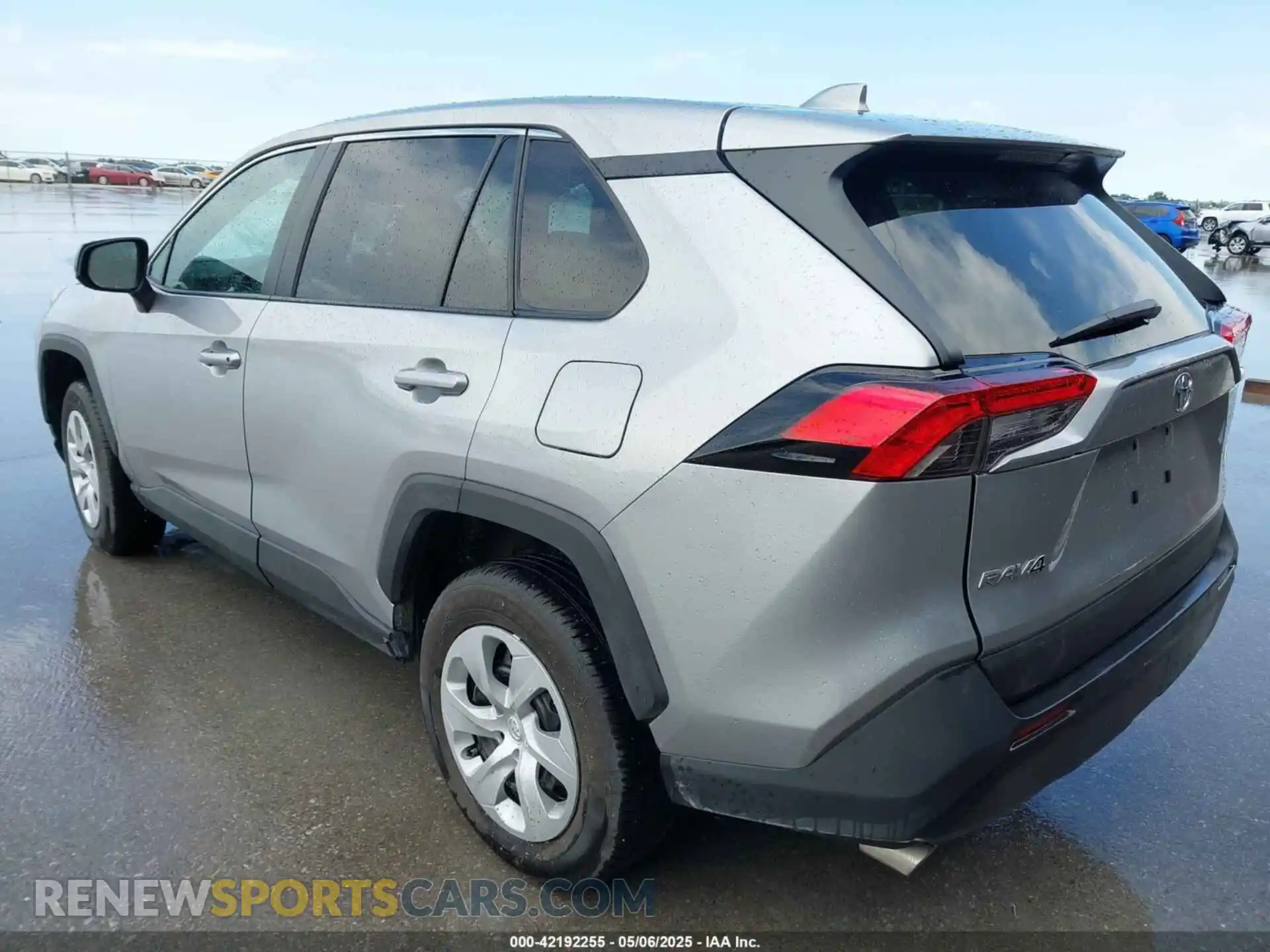 3 Photograph of a damaged car 2T3H1RFV6SC309785 TOYOTA RAV4 2025