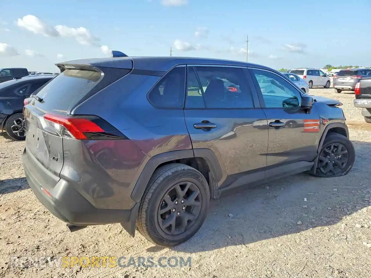 3 Фотография поврежденного автомобиля 2T3H1RFV6SW408492 TOYOTA RAV4 2025
