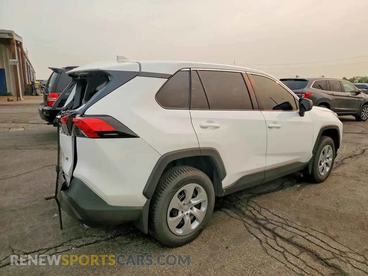 3 Photograph of a damaged car 2T3H1RFV7SC335103 TOYOTA RAV4 2025