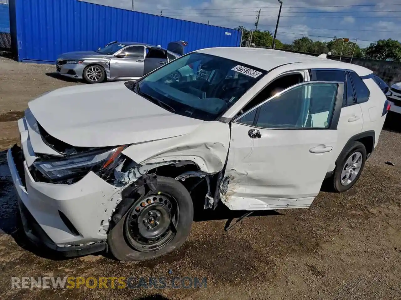 1 Photograph of a damaged car 2T3H1RFV7SW371209 TOYOTA RAV4 2025
