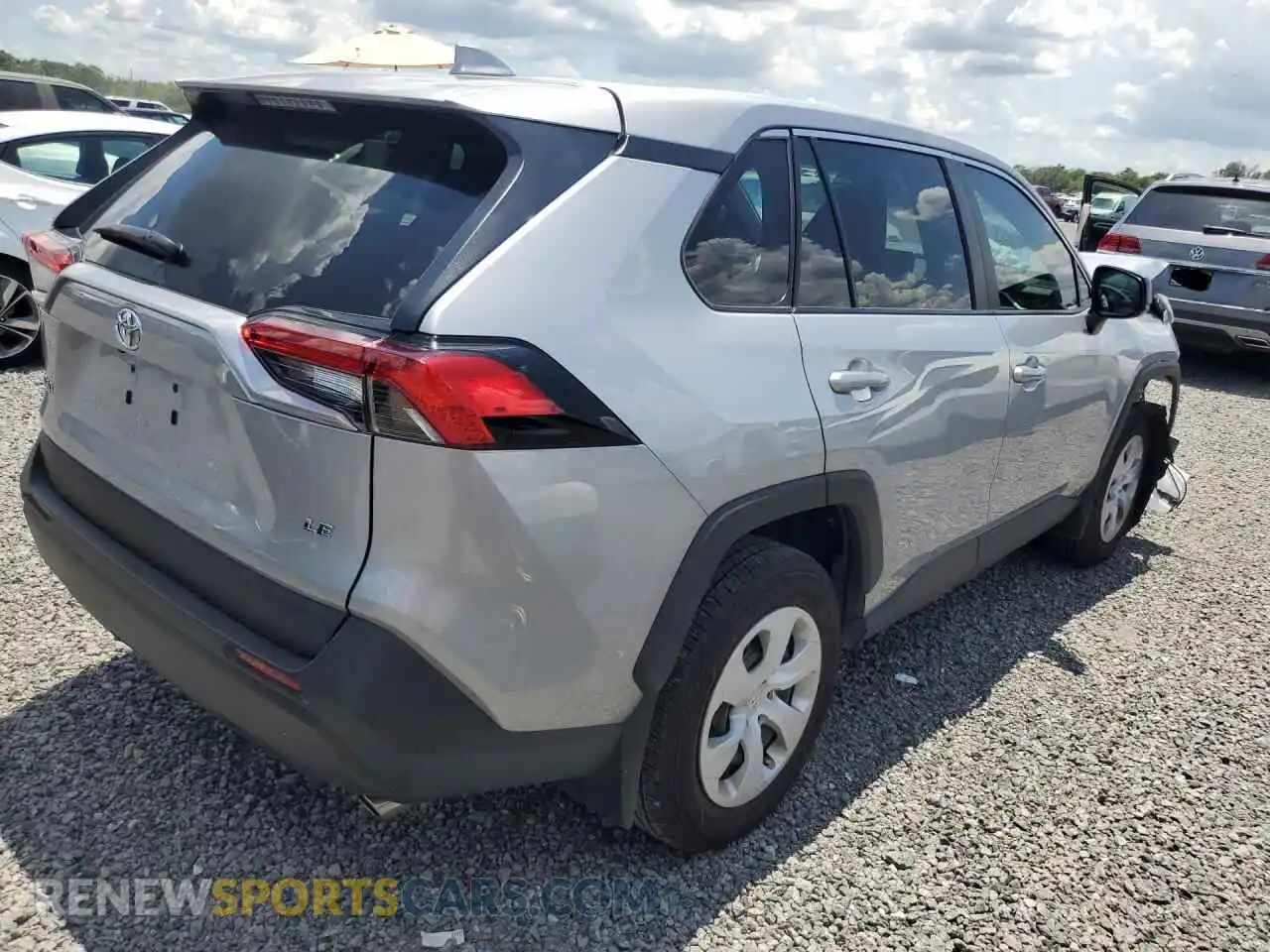 3 Фотография поврежденного автомобиля 2T3H1RFV7SW392335 TOYOTA RAV4 2025