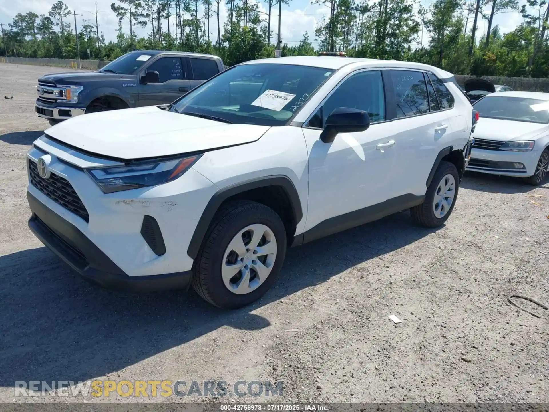2 Photograph of a damaged car 2T3H1RFV8SC311814 TOYOTA RAV4 2025