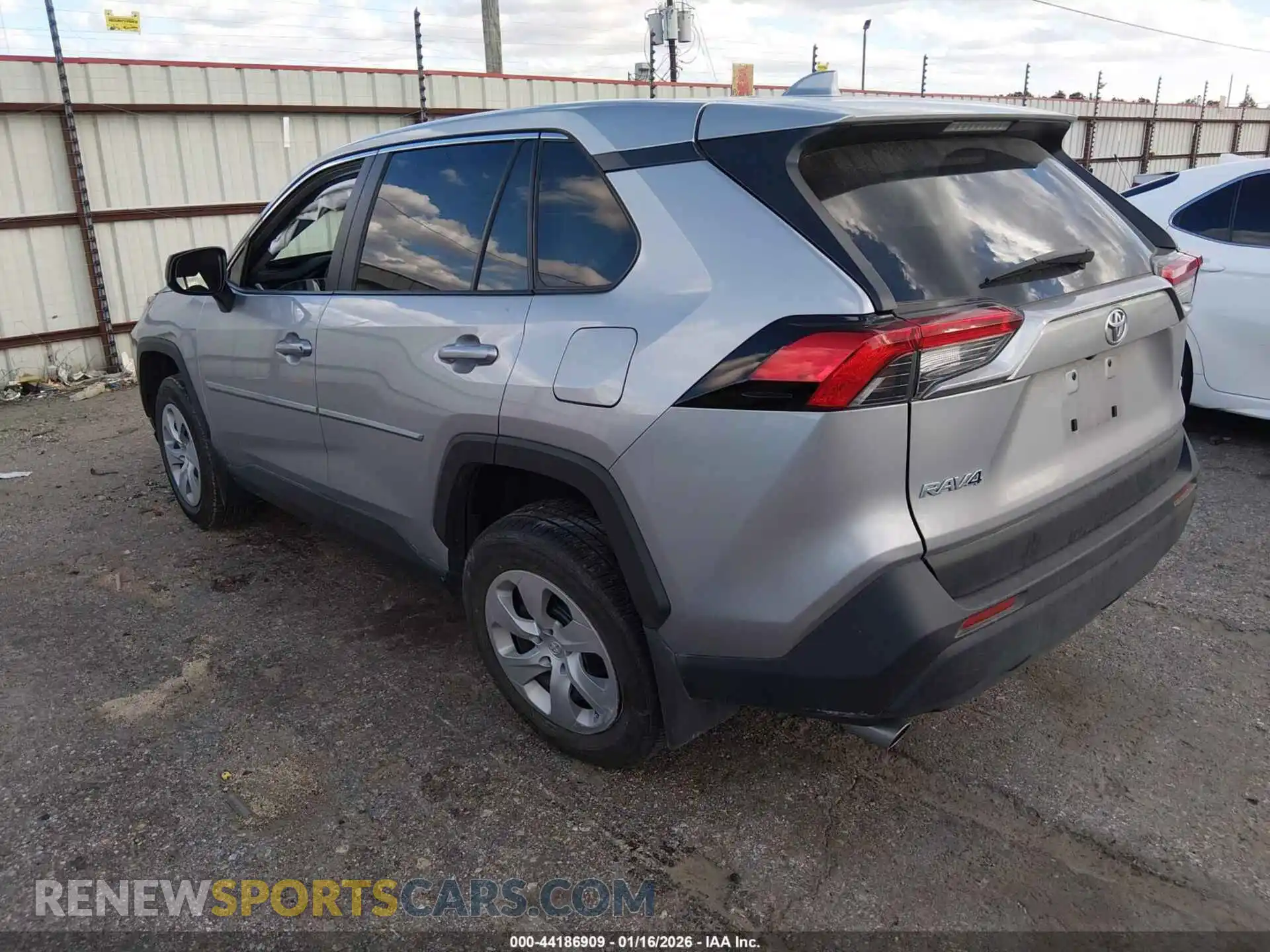 3 Photograph of a damaged car 2T3H1RFV9SC304080 TOYOTA RAV4 2025