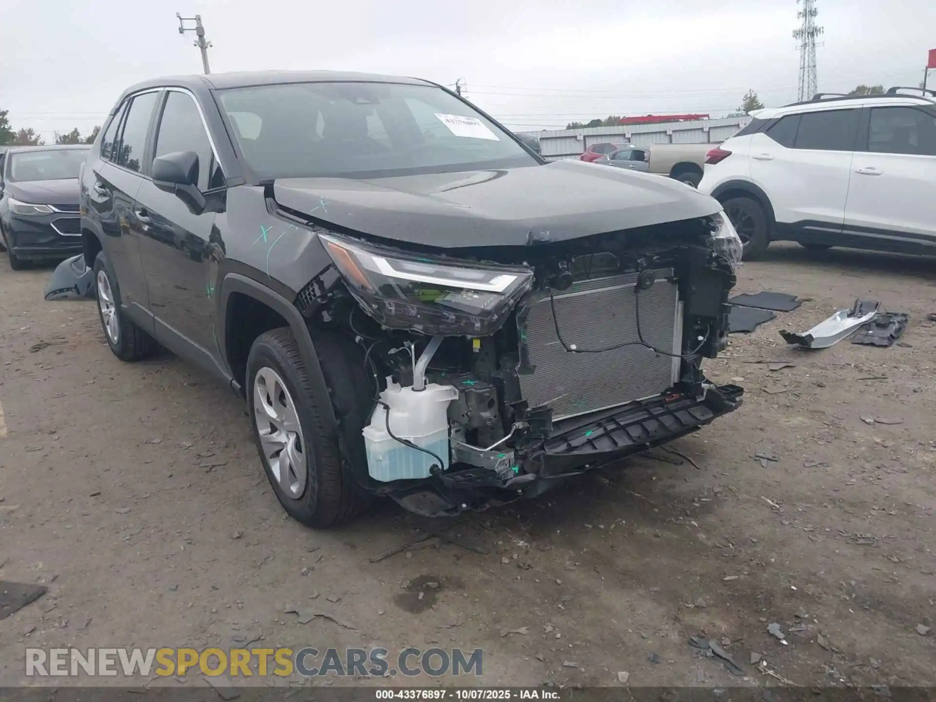1 Photograph of a damaged car 2T3H1RFV9SC313667 TOYOTA RAV4 2025