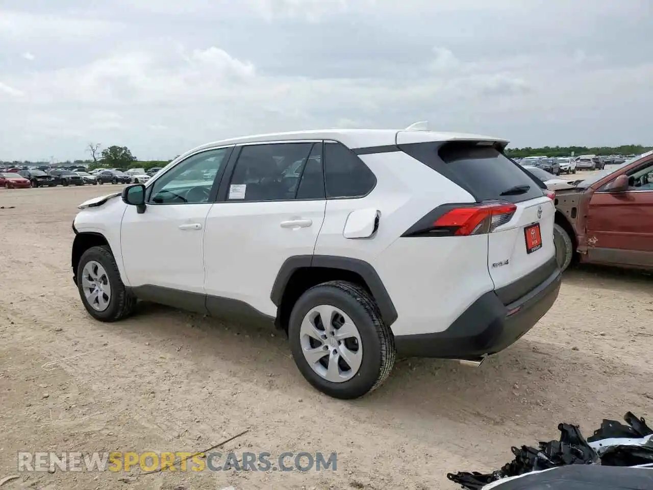 2 Photograph of a damaged car 2T3H1RFV9SC336771 TOYOTA RAV4 2025