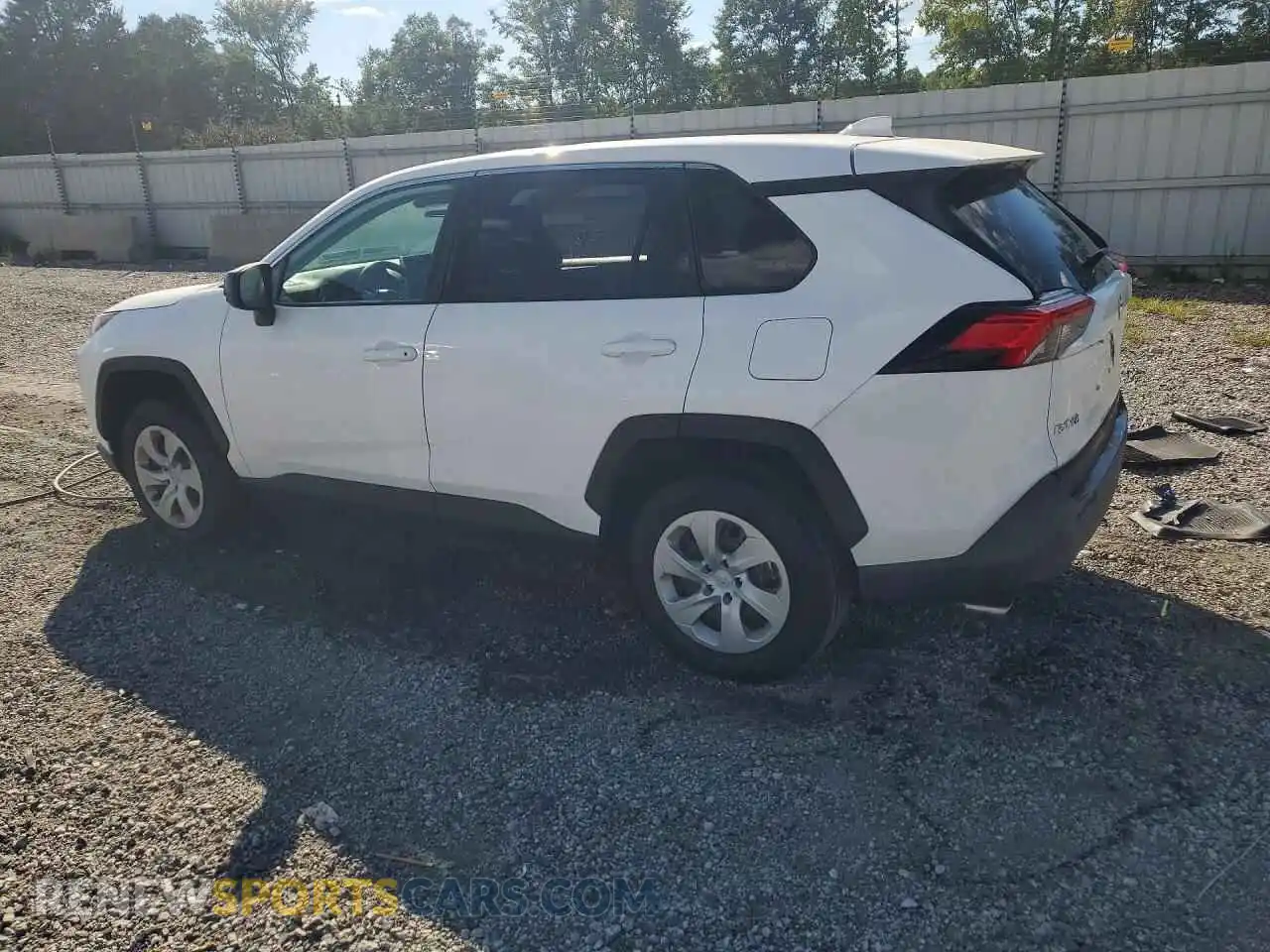 2 fotografías del automóvil dañado 2T3H1RFVXSC324676 TOYOTA RAV4 2025