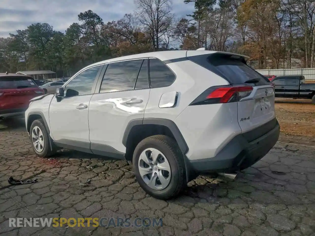 2 Photograph of a damaged car 2T3H1RFVXSC327917 TOYOTA RAV4 2025
