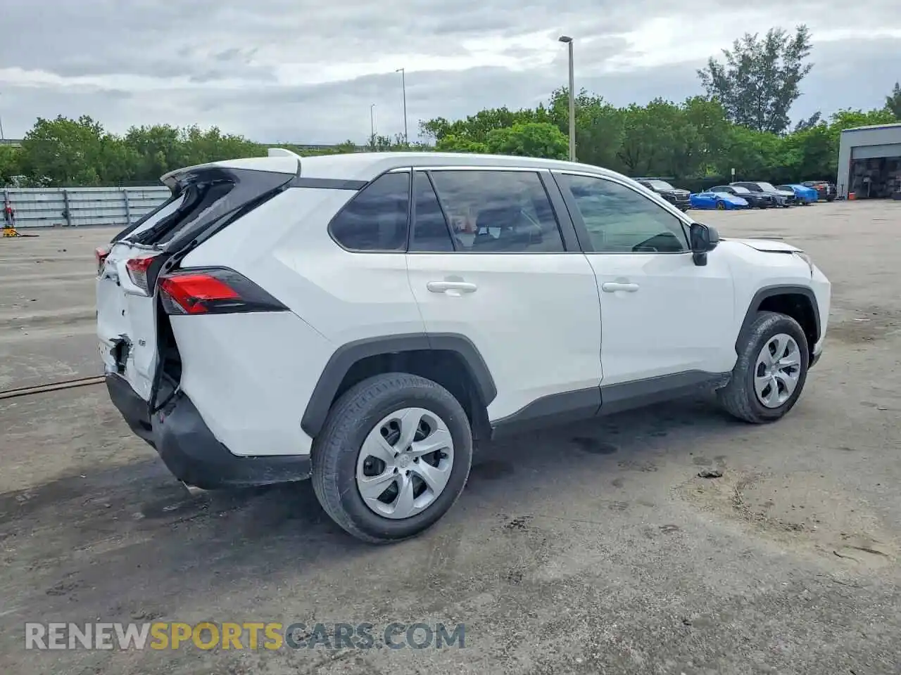 3 Photograph of a damaged car 2T3H1RFVXSC334575 TOYOTA RAV4 2025