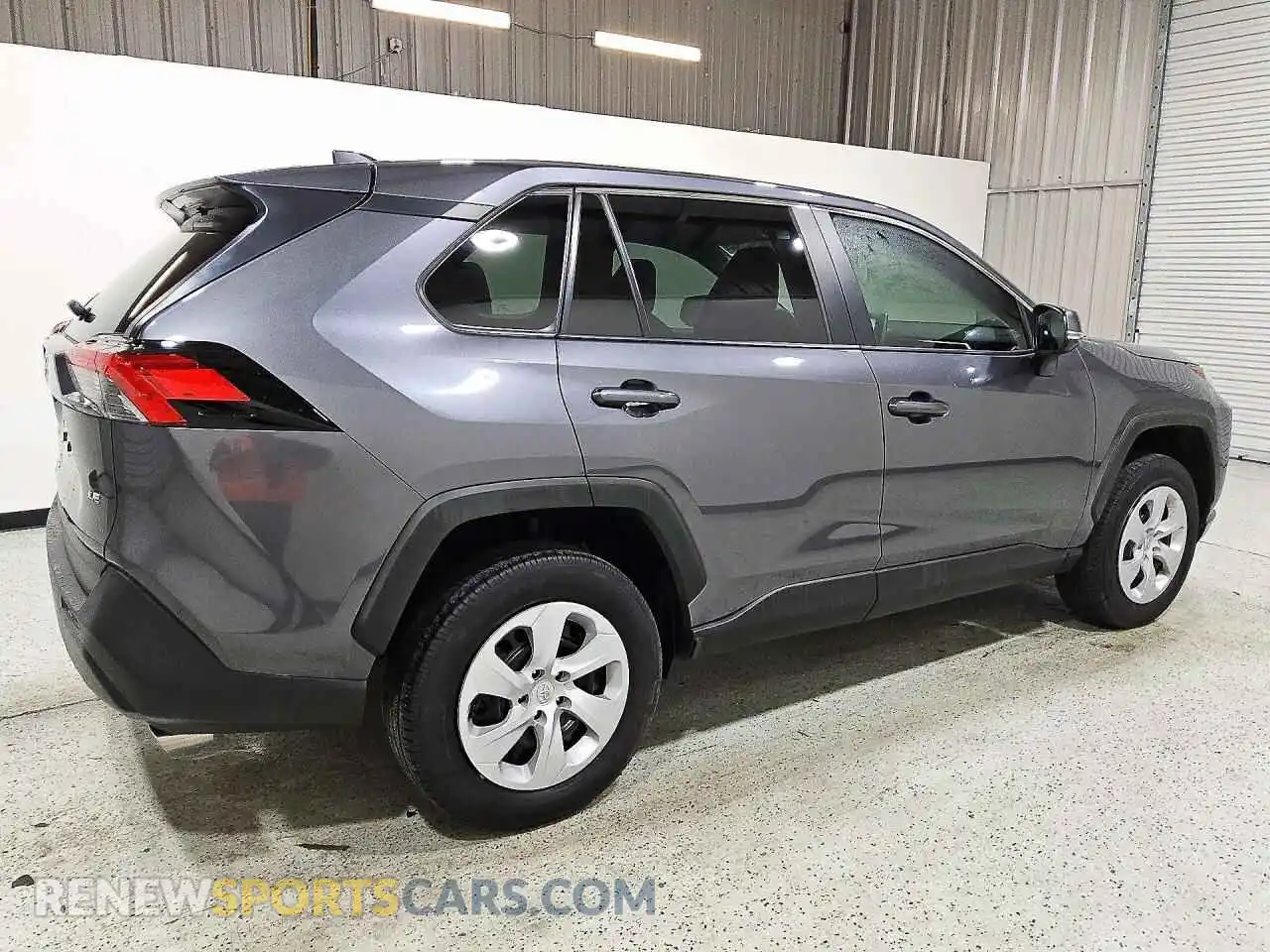 3 Photograph of a damaged car 2T3K1RFV0SC333196 TOYOTA RAV4 2025