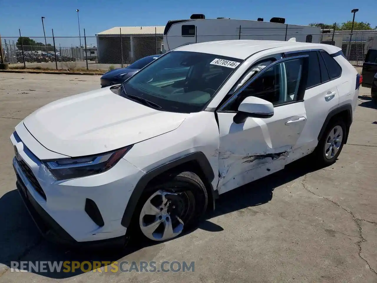 1 Photograph of a damaged car 2T3K1RFV0SW375902 TOYOTA RAV4 2025