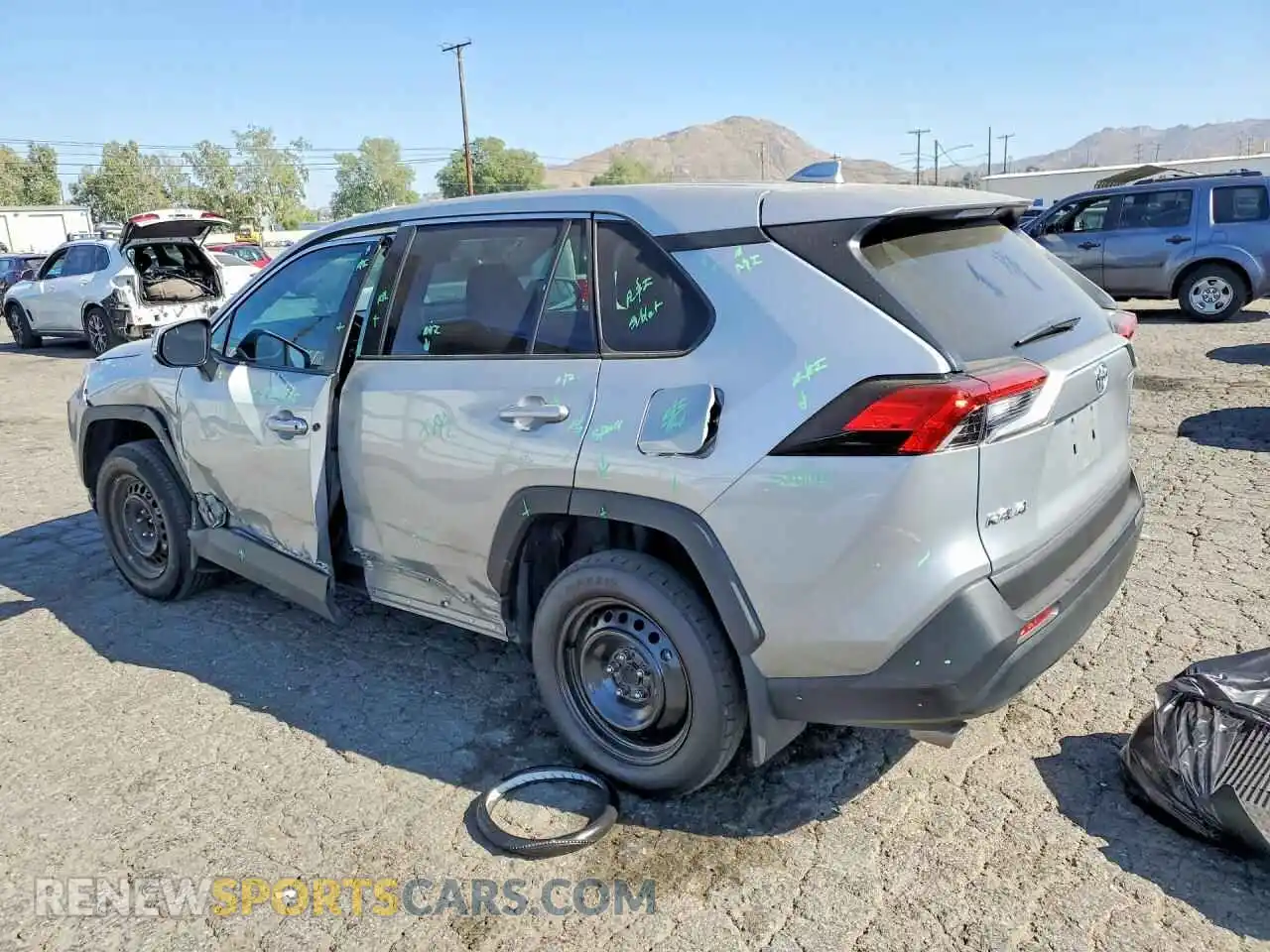 2 Photograph of a damaged car 2T3K1RFV0SW395857 TOYOTA RAV4 2025