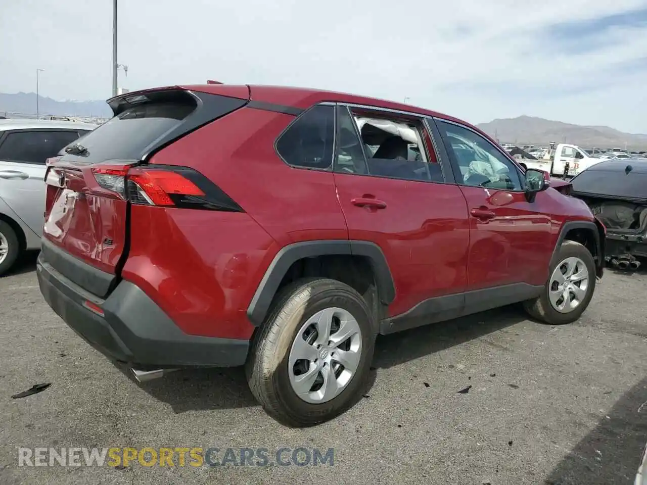 3 Фотография поврежденного автомобиля 2T3K1RFV2SW374556 TOYOTA RAV4 2025