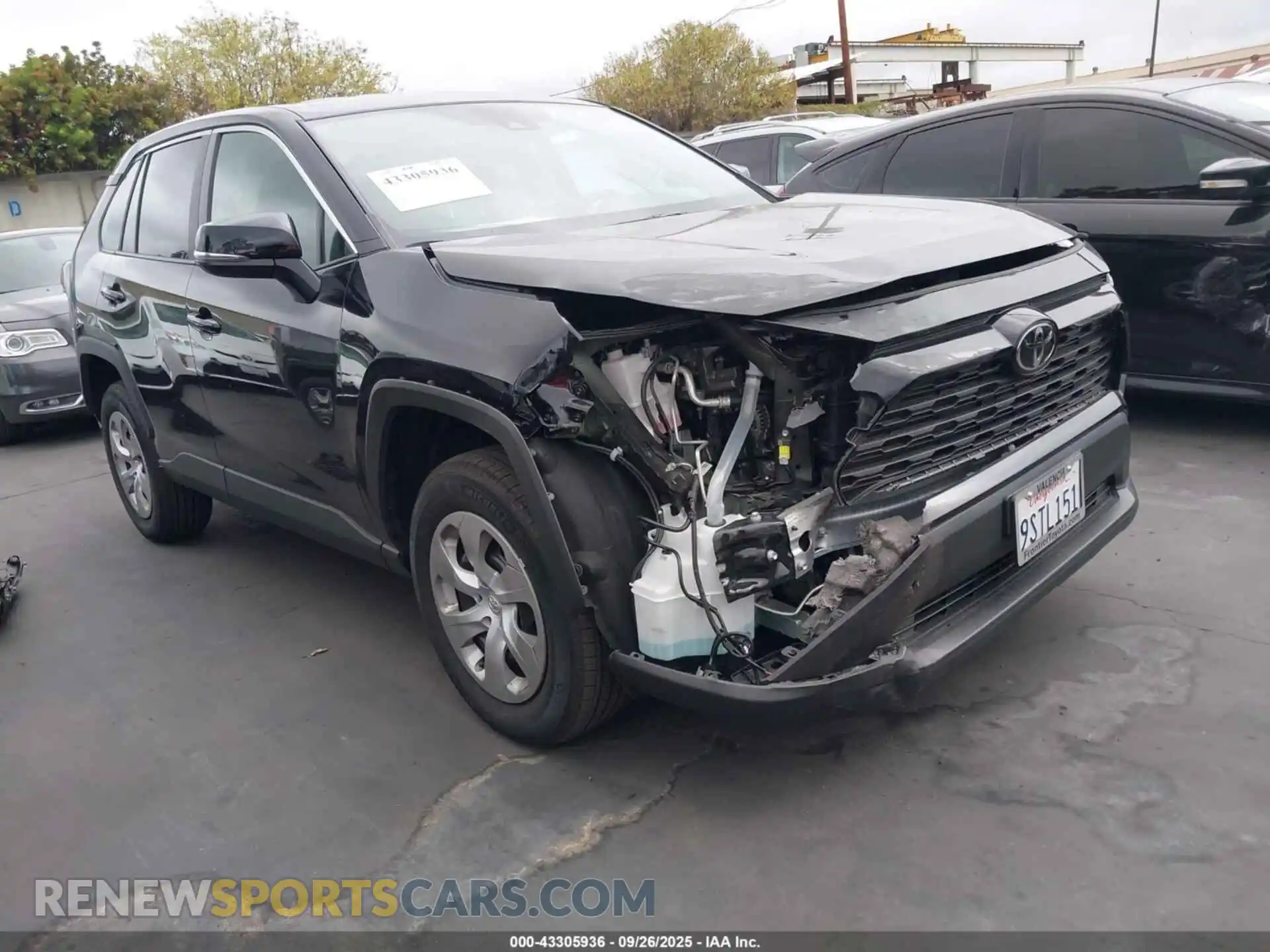 1 Photograph of a damaged car 2T3K1RFV2SW385086 TOYOTA RAV4 2025