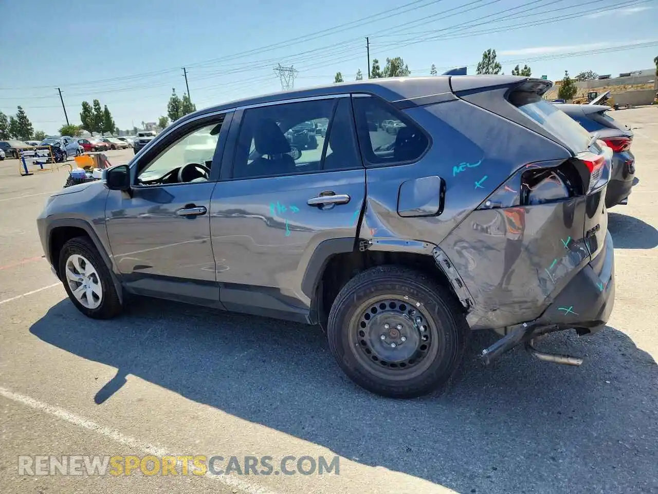 2 fotografías del automóvil dañado 2T3K1RFV2SW421536 TOYOTA RAV4 2025