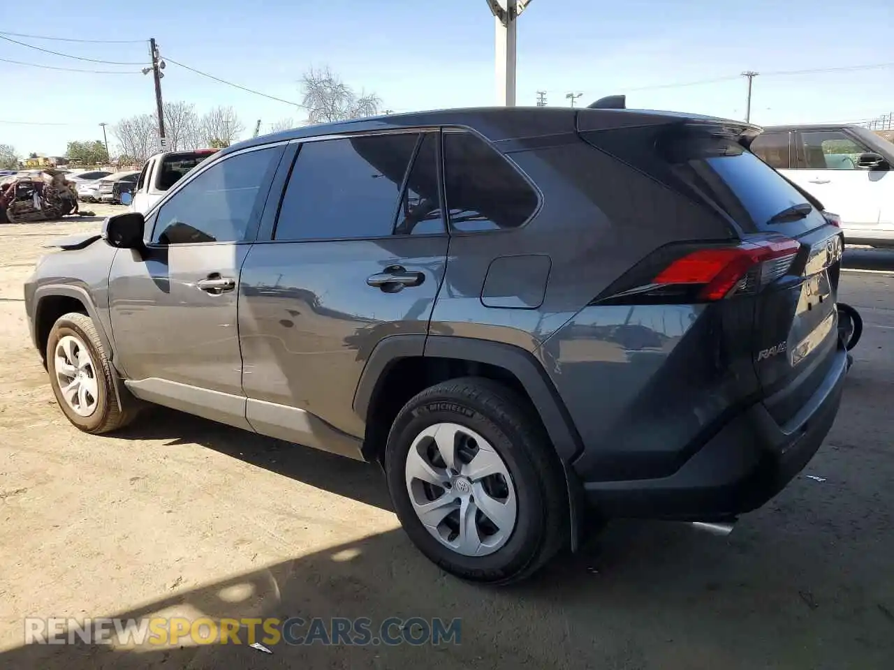 2 Photograph of a damaged car 2T3K1RFV3SW425997 TOYOTA RAV4 2025