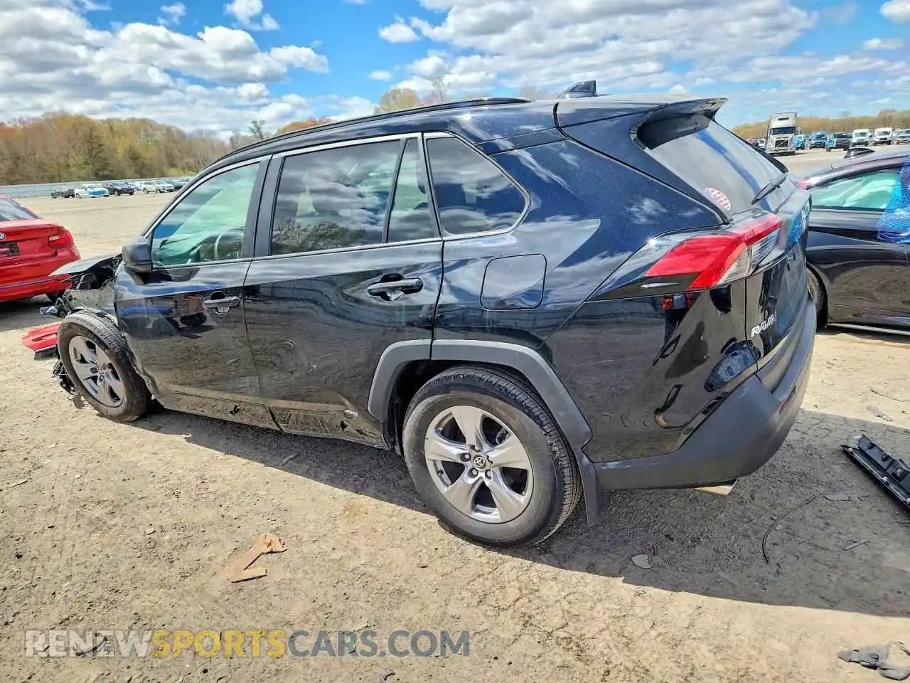 2 Фотография поврежденного автомобиля 2T3LWRFV1SW256472 TOYOTA RAV4 2025