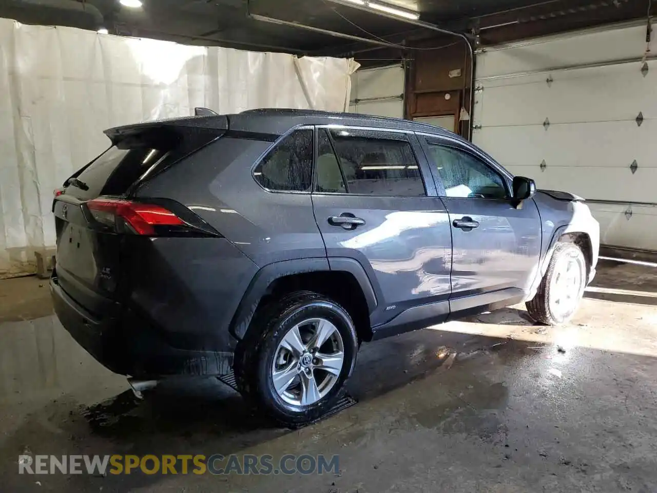 3 Photograph of a damaged car 2T3LWRFV2SW264922 TOYOTA RAV4 2025