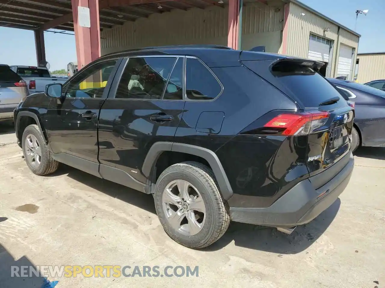 2 Photograph of a damaged car 2T3LWRFV3SW255128 TOYOTA RAV4 2025