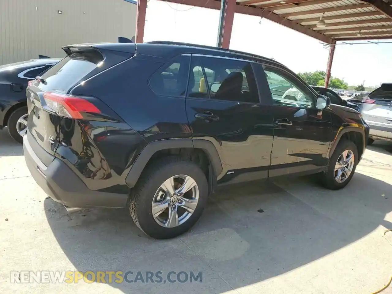 3 Photograph of a damaged car 2T3LWRFV3SW255128 TOYOTA RAV4 2025