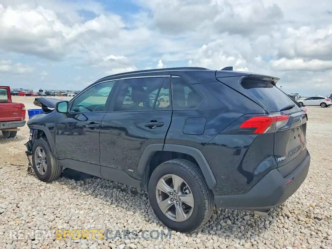 2 Фотография поврежденного автомобиля 2T3LWRFV6SW270884 TOYOTA RAV4 2025