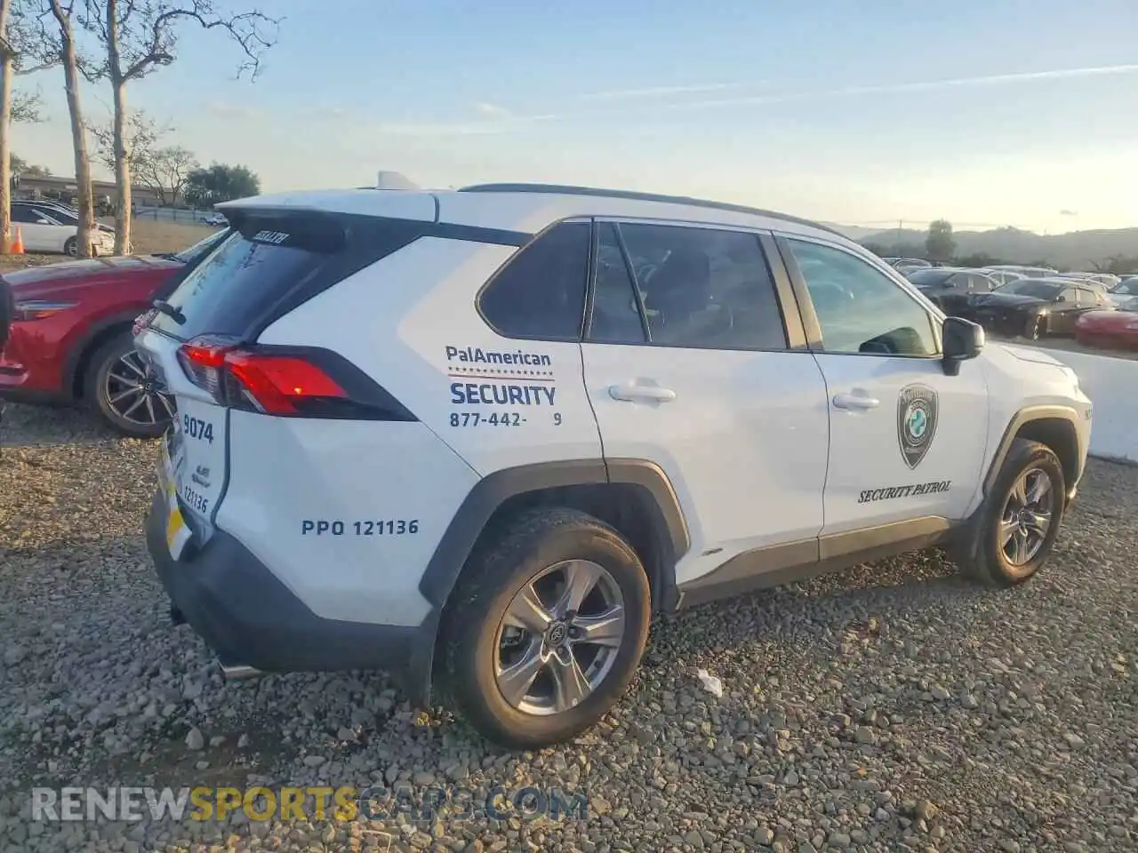 3 Photograph of a damaged car 2T3LWRFVXSW269074 TOYOTA RAV4 2025