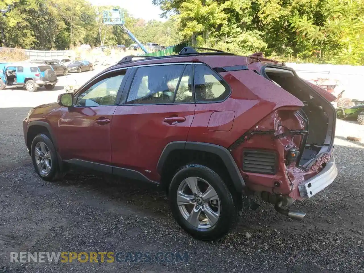2 Photograph of a damaged car 2T3MWRFV2SW270935 TOYOTA RAV4 2025