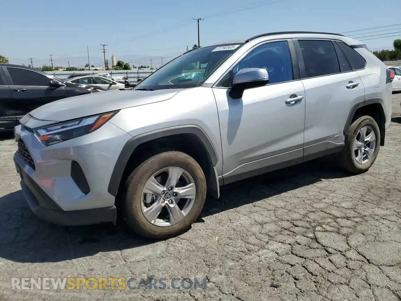 1 Photograph of a damaged car 2T3MWRFV3SW267851 TOYOTA RAV4 2025