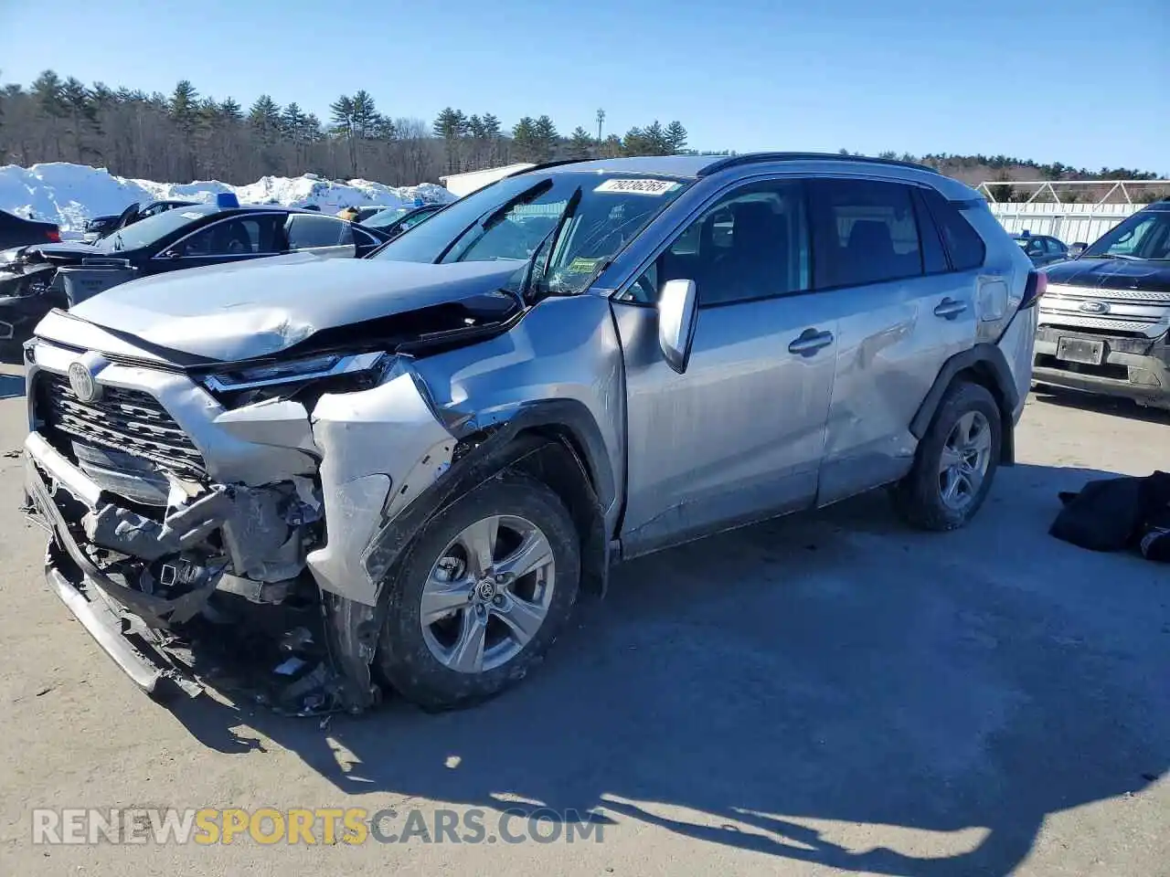 1 Photograph of a damaged car 2T3MWRFV6SW267990 TOYOTA RAV4 2025
