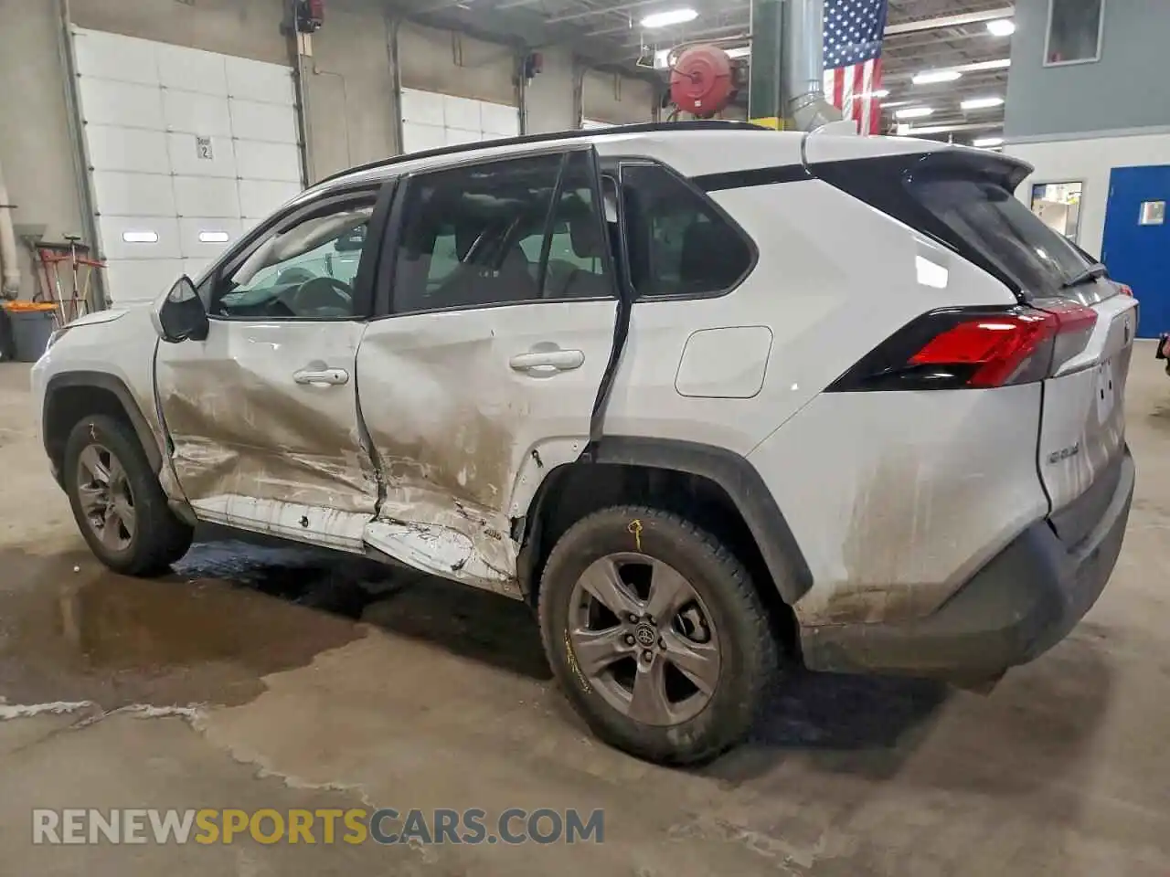 2 Photograph of a damaged car 2T3MWRFV9SW267904 TOYOTA RAV4 2025