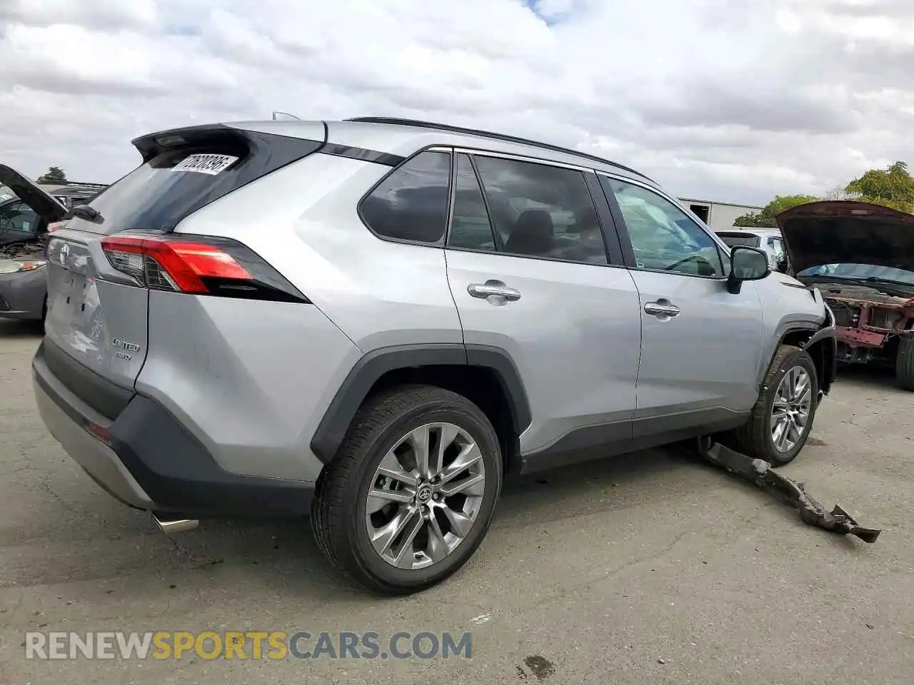 3 Photograph of a damaged car 2T3N1RFV2SC559396 TOYOTA RAV4 2025