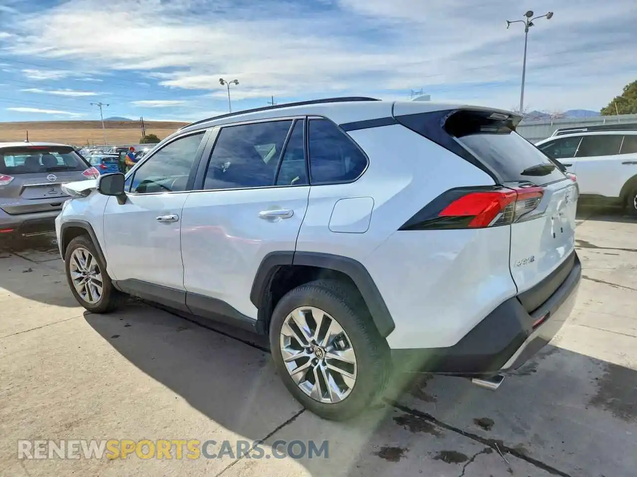 2 Photograph of a damaged car 2T3N1RFV7SW547212 TOYOTA RAV4 2025
