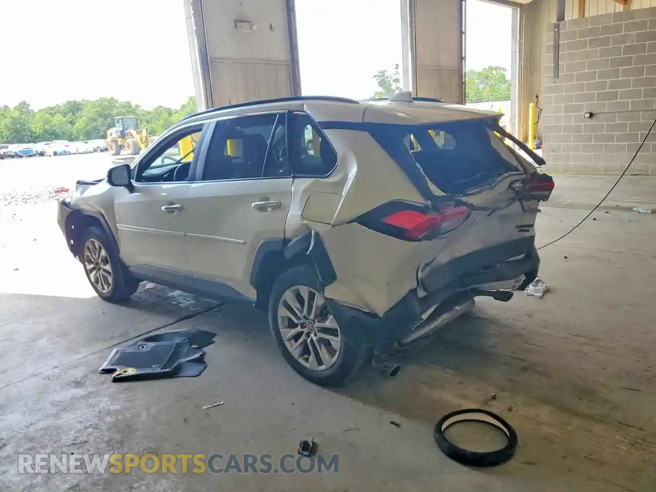 2 Фотография поврежденного автомобиля 2T3N1RFV9SW510694 TOYOTA RAV4 2025