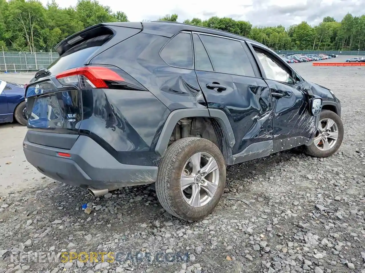 3 Фотография поврежденного автомобиля 2T3P1RFV0SC568848 TOYOTA RAV4 2025