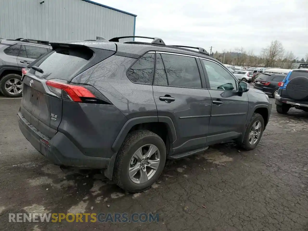 3 Photograph of a damaged car 2T3P1RFV0SW495821 TOYOTA RAV4 2025