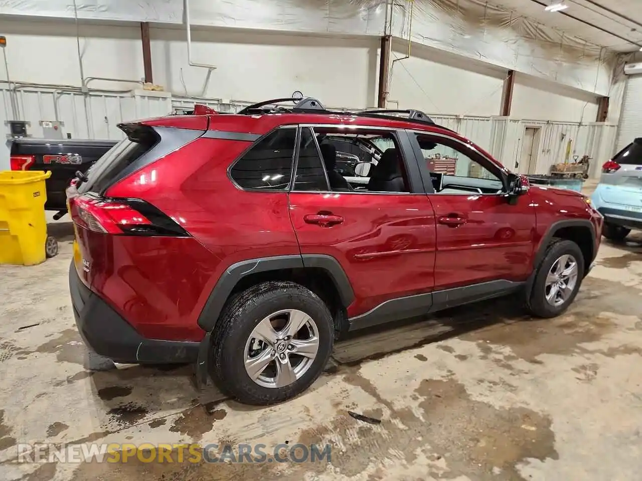 3 Photograph of a damaged car 2T3P1RFV0SW496161 TOYOTA RAV4 2025